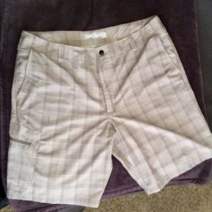 🌟Men’s Lee dungaree cargo style shorts